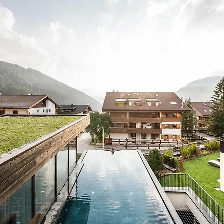 Biancaneve Family Hotel 4*
